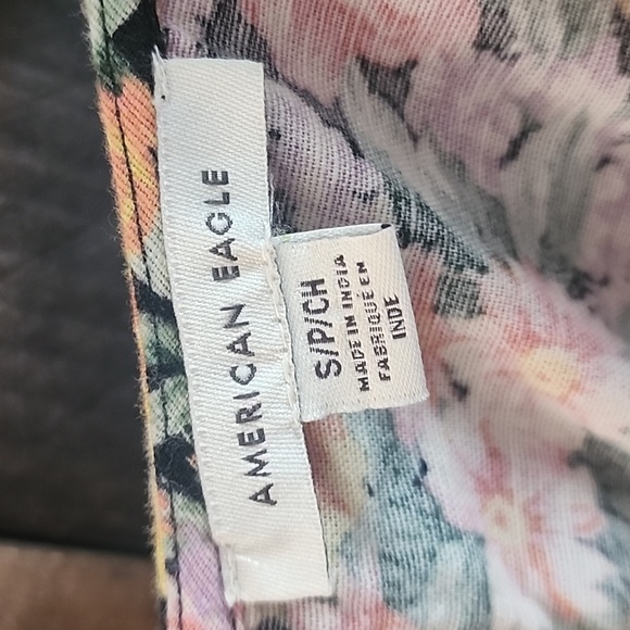 AE Floral Wrap-Front Romper Size Small - Picture 4 of 6